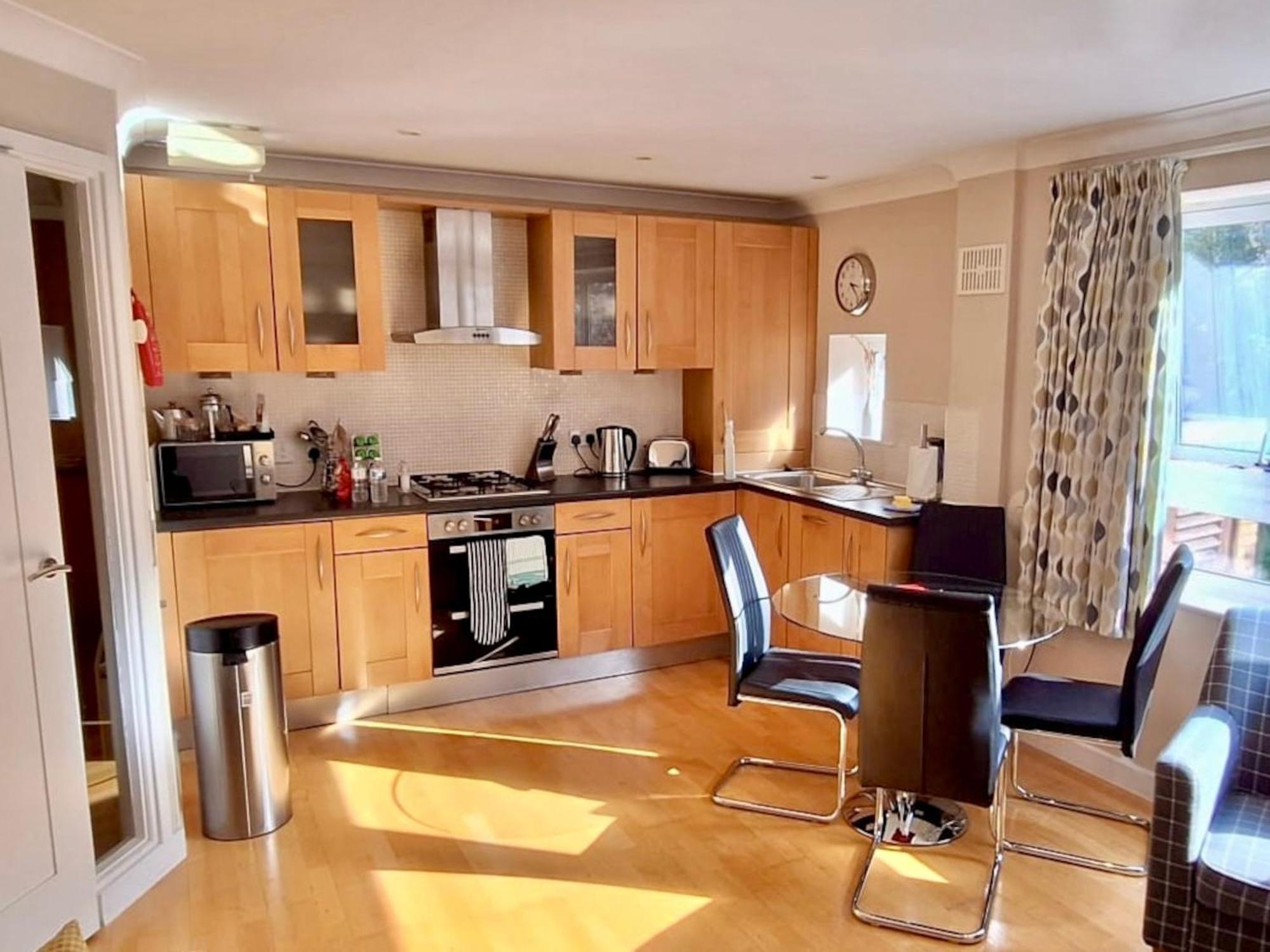Your Space Apartments - Market Rise Кембридж Экстерьер фото